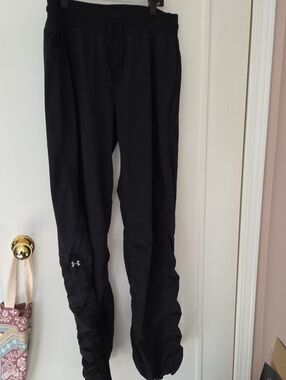 Under Armour Womens Black pants with Drawstring